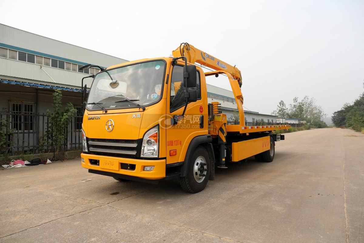 帶吊平板清障車價格貴嗎？